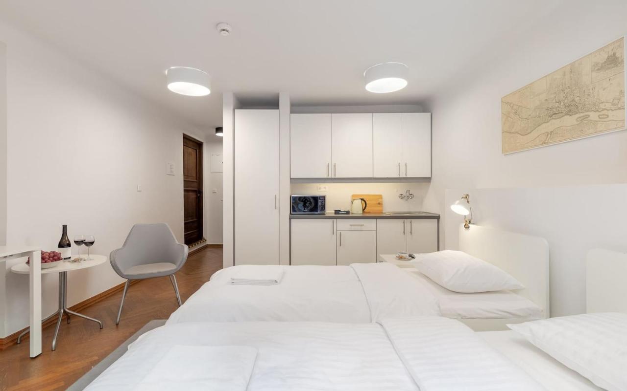 Rent Like Home - Muzeum Warszawy Na Starowce Warsaw Luaran gambar