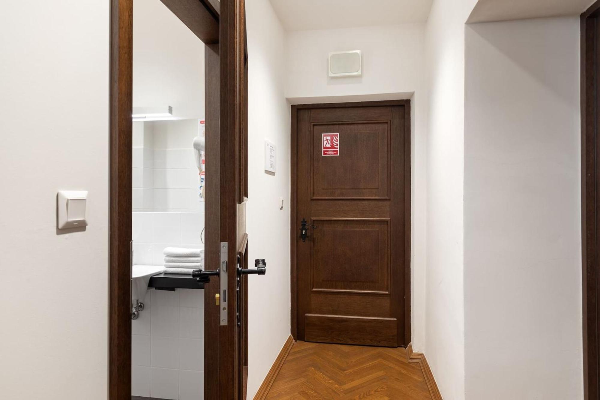Rent Like Home - Muzeum Warszawy Na Starowce Warsaw Luaran gambar