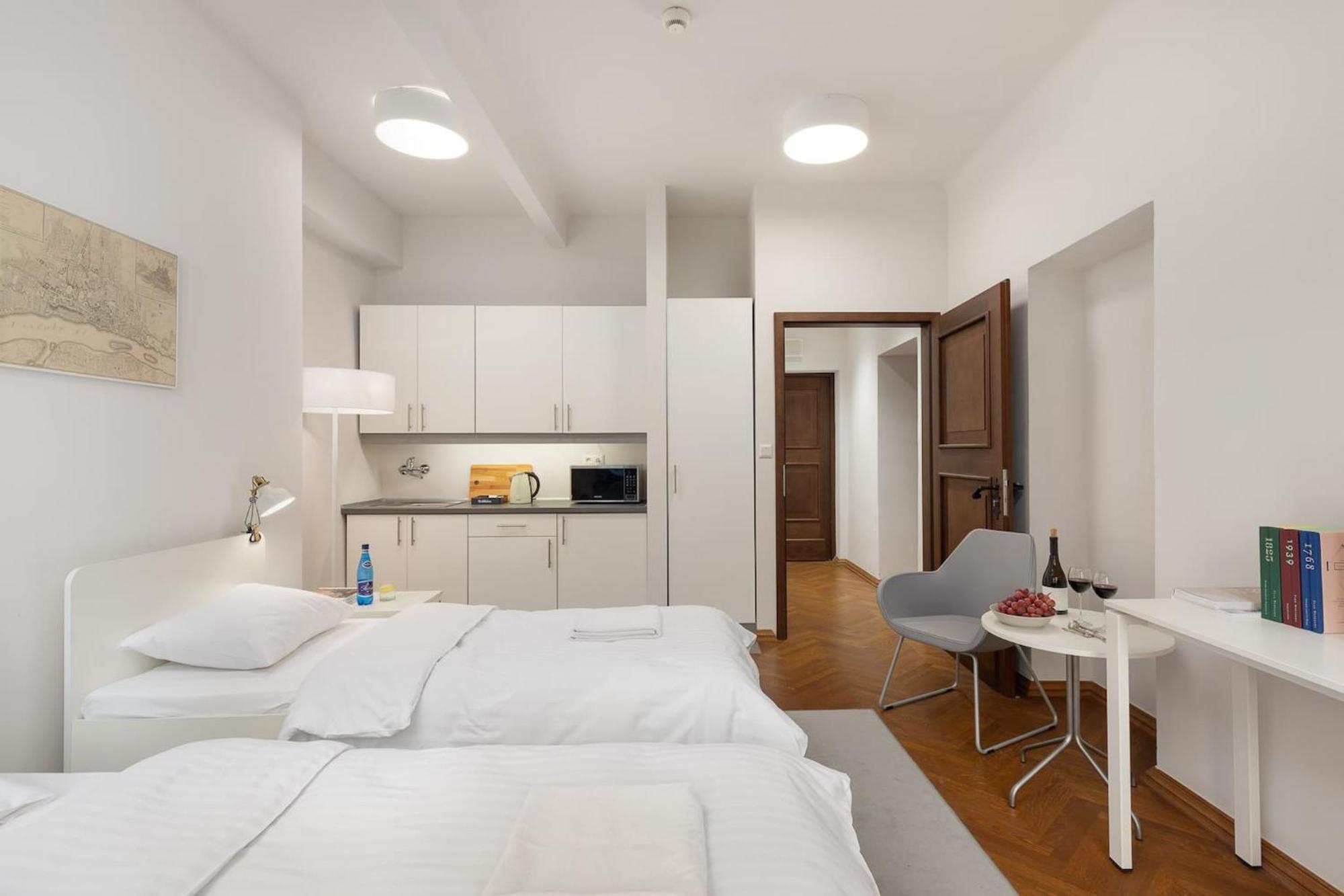 Rent Like Home - Muzeum Warszawy Na Starowce Warsaw Luaran gambar
