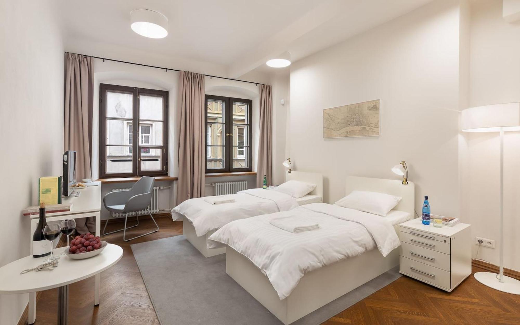 Rent Like Home - Muzeum Warszawy Na Starowce Warsaw Luaran gambar
